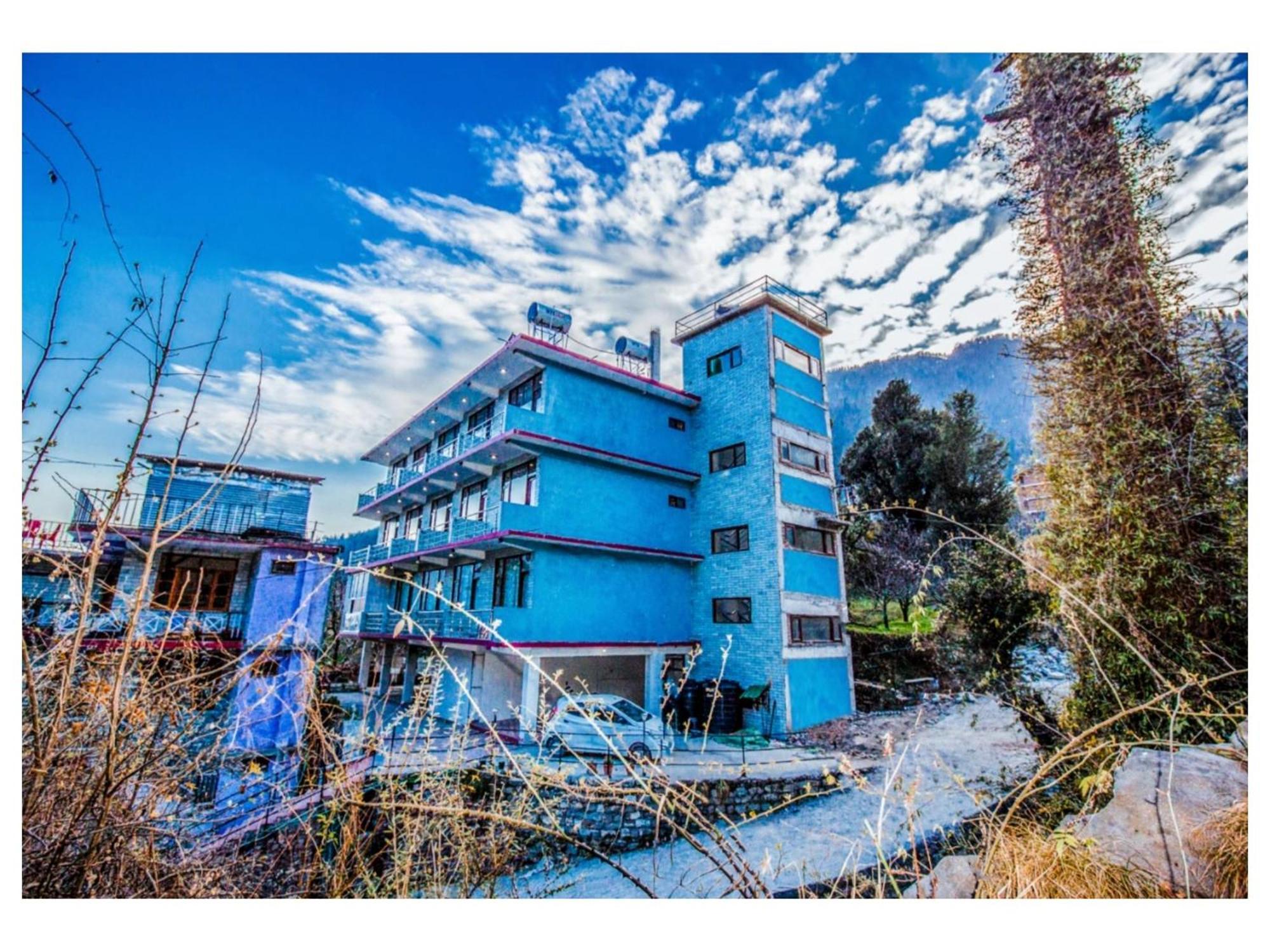 Hotel Saras Manali - Manali (Himachal Pradesh) — Photos 1